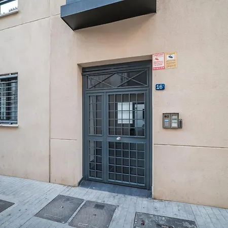 Picasso With Swimming Pool And Parking In The Center! Apartment *