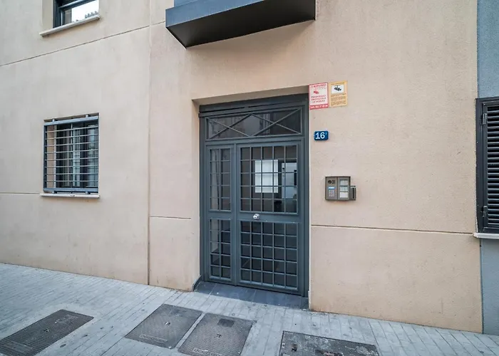 New! With Pool And Parking In The Center! Appartement *